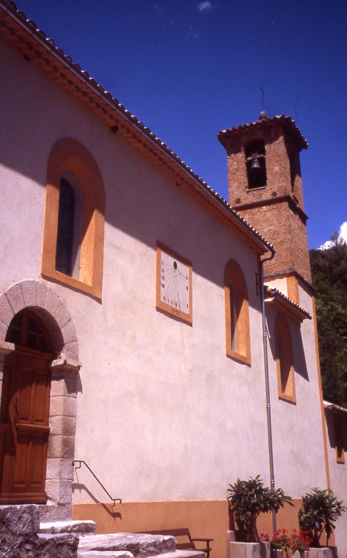 église paroissiale Saint-Pierre, Sausses, 2001.