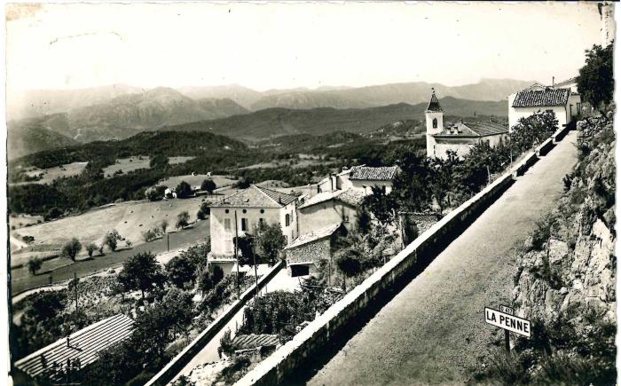 LA PENNE (A.-M.) Alt. 750m
Station climatique et estivale.
3. Entrée du Village