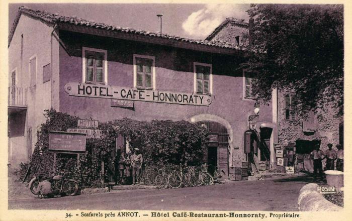 34. Scafarels près Annot - Hôtel café-restaurant-Honnoraty, propriétaire
